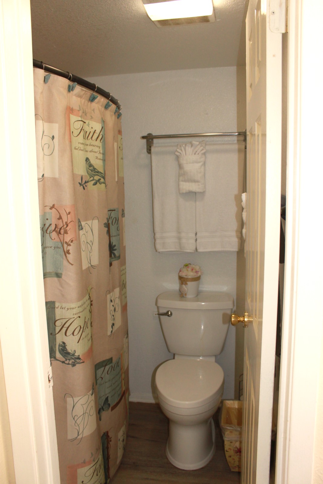 Bayfront canal side condo | Photo 18