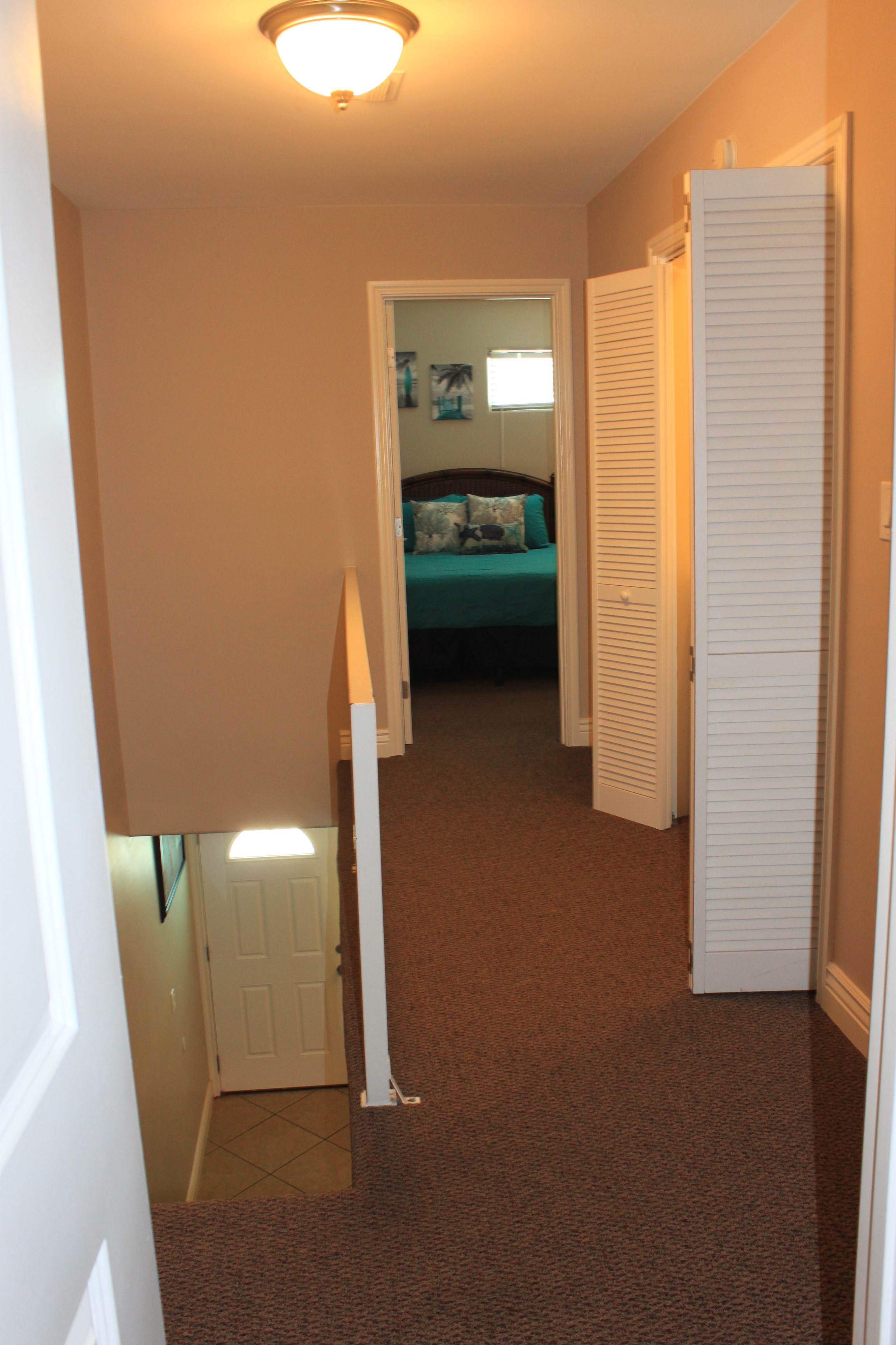 Canal side condo at Bayfront | Photo 25
