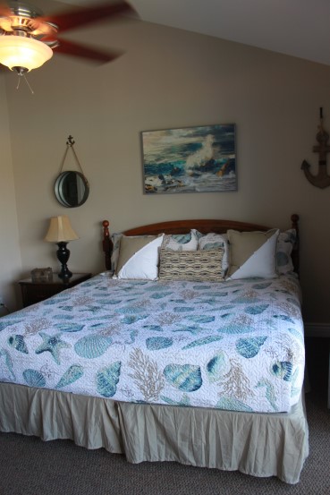 Canal side condo at Bayfront | Photo 7