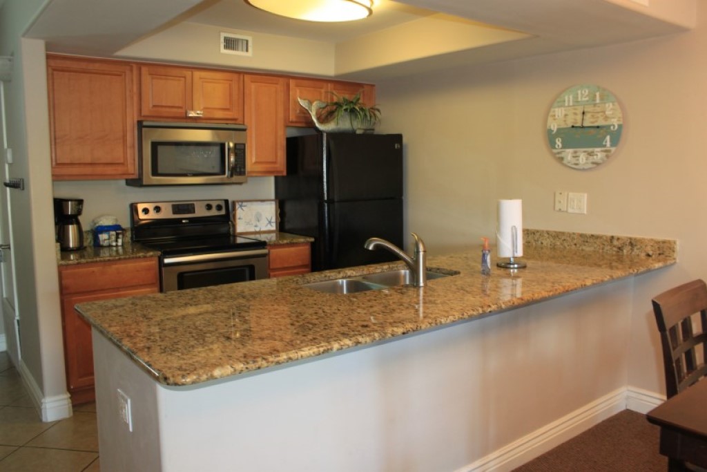 Canal side condo at Bayfront | Photo 19