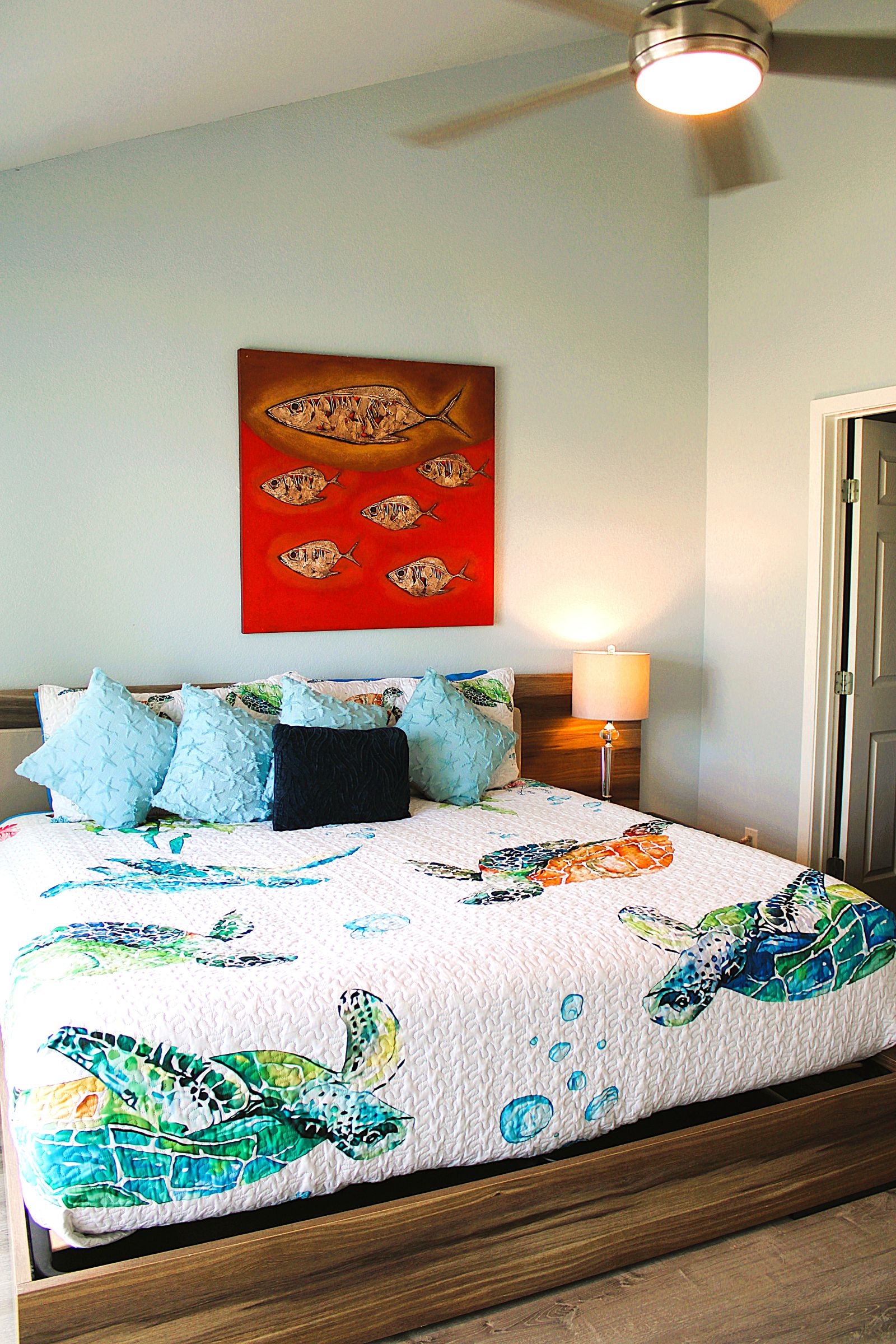 Condo @ Bayfront at Kontiki | Photo 4