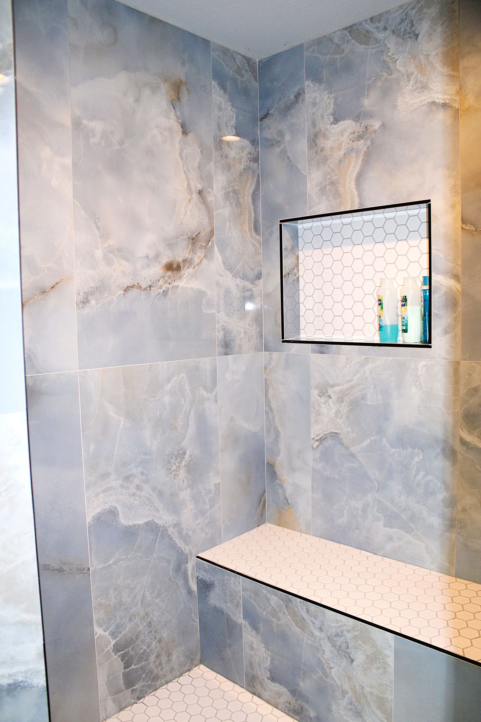 Condo @ Bayfront at Kontiki | Photo 6