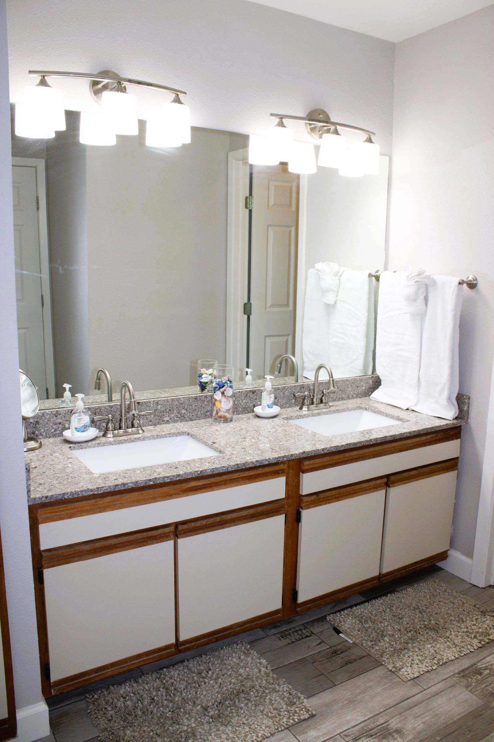 Condo located at Bayfront | Photo 6