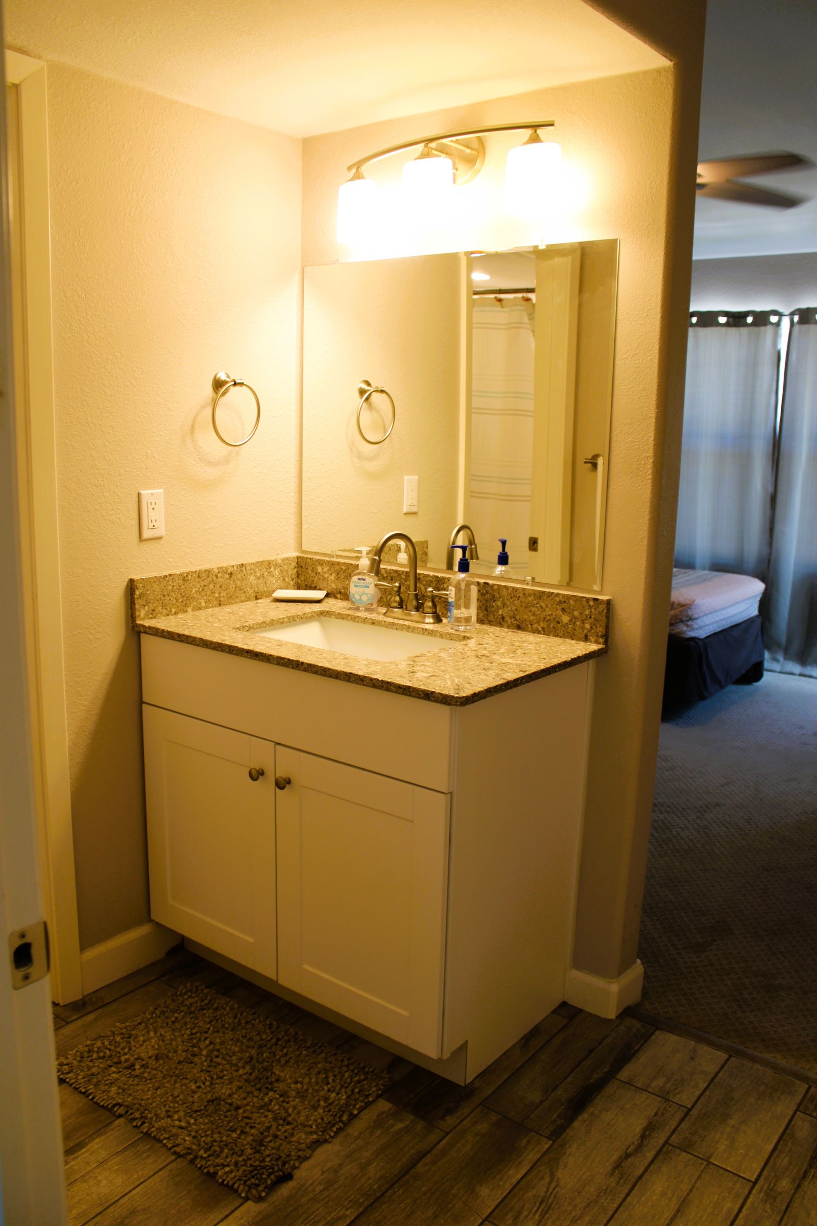 Condo located at Bayfront | Photo 5