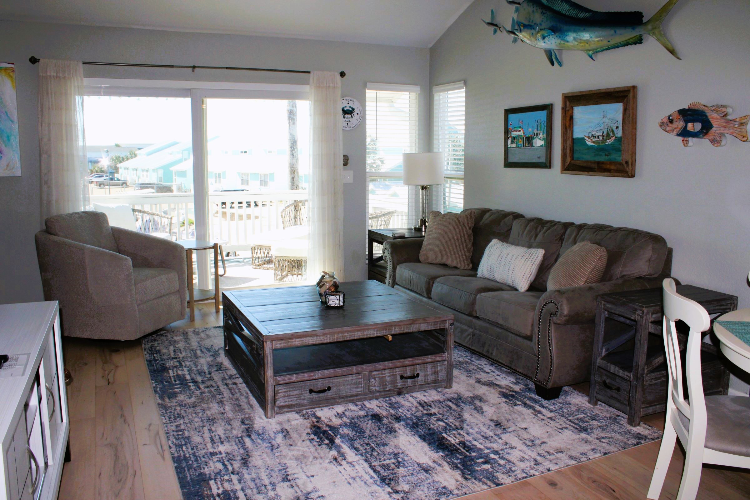 Bayfront two-bedroom condo | Photo 19