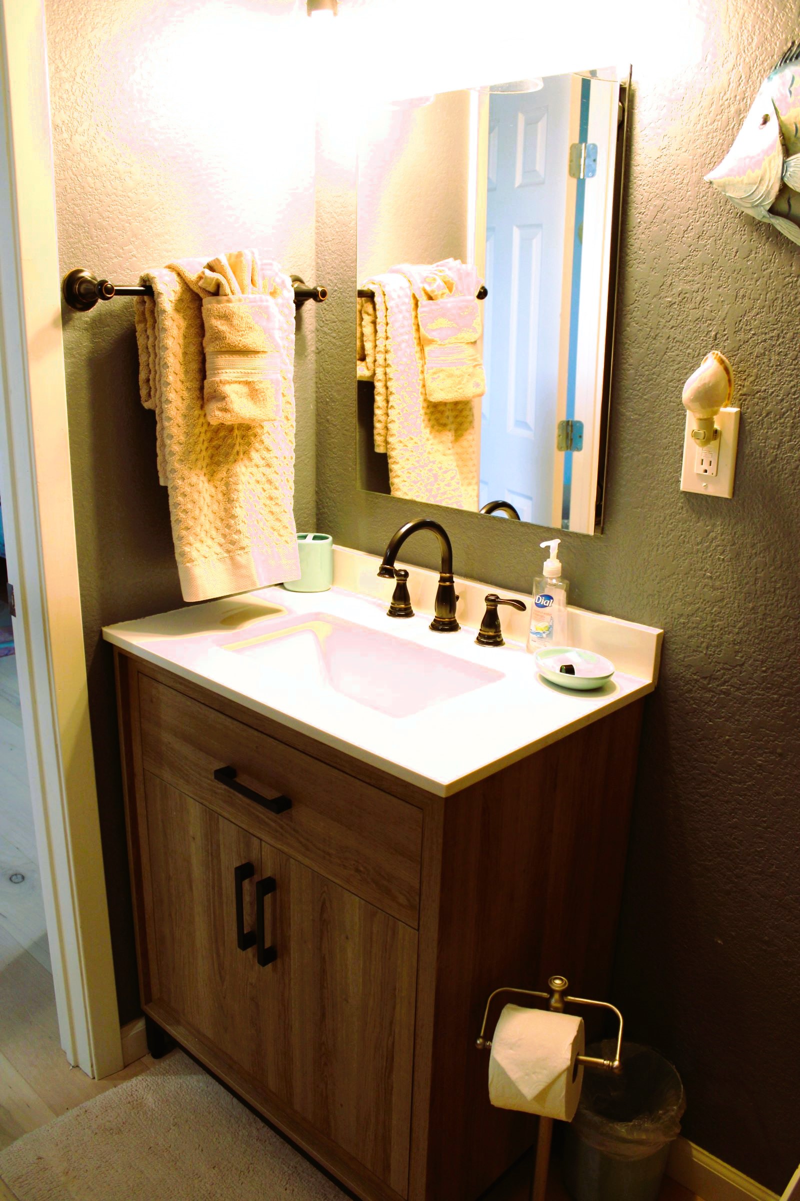 Bayfront two-bedroom condo | Photo 12