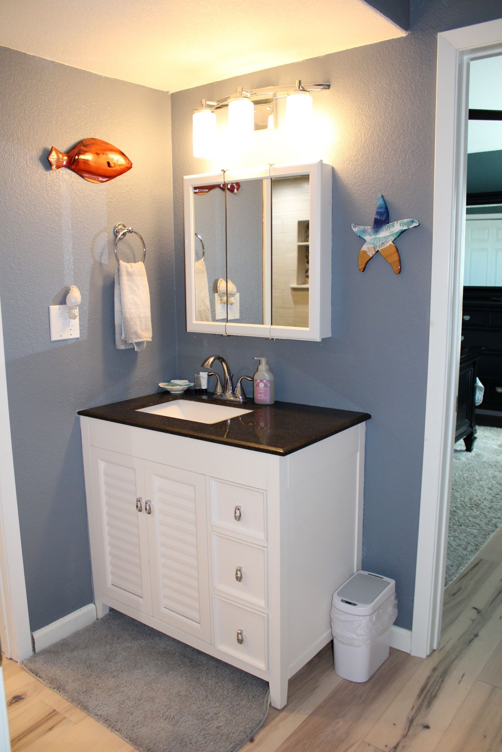 Bayfront two-bedroom condo | Photo 17
