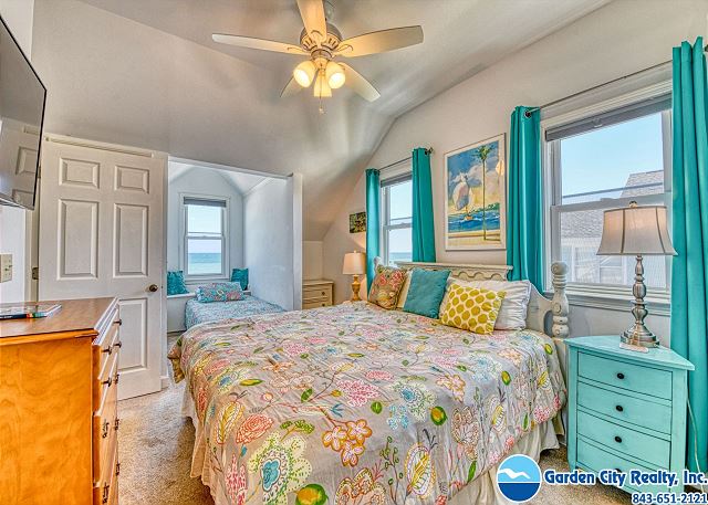 Our Three Suns and a Sea-Gal - Garden City Beach House