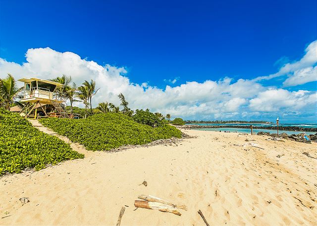 Life-guarded beach just a few minute walk or short drive from Kaha Lani Resort.