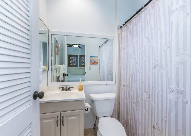 Full Bathroom off of master bedroom with tub/shower