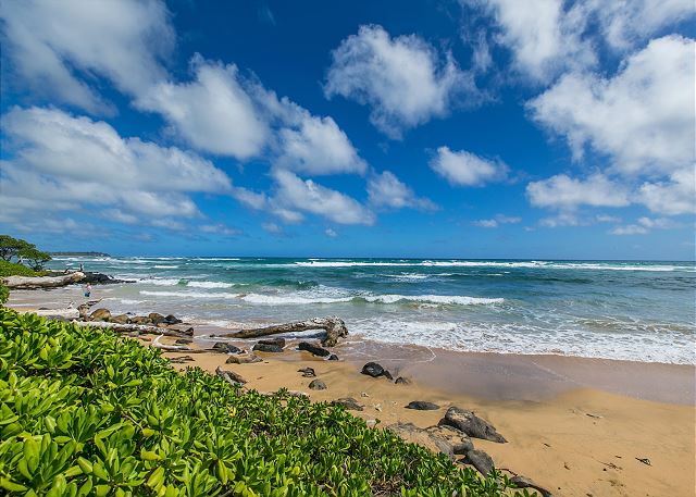 Kaha Lani Resort Beach