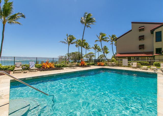 Kapaa Shore Resort Heated Pool & Jacuzzi