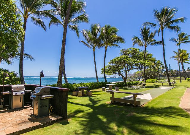 Kapaa Shore Resort BBQ grills ready for you!