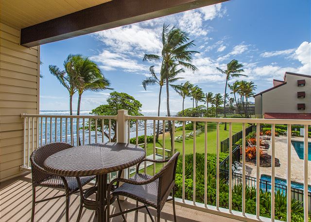 Private lanai with gorgeous ocean views!