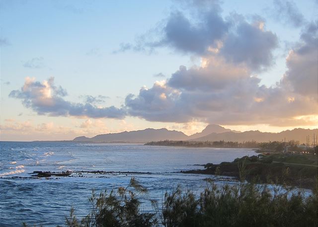 Coastline view from Ke Ala Hele Makalae Bike Path in Kapa'a.