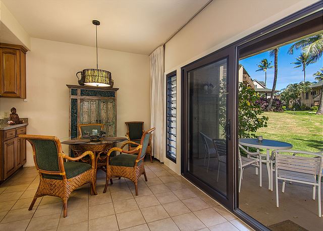 Dining & Private Outdoor Lanai