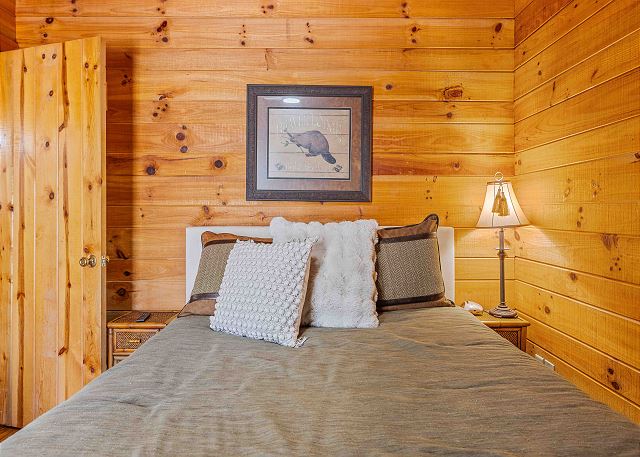 Firefly Hill | Photo 13