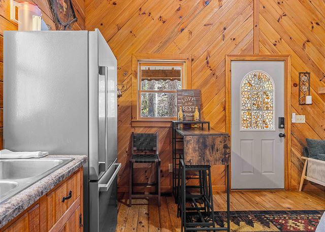 Firefly Hill | Photo 7