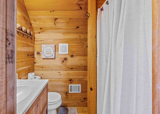 Firefly Hill | Photo 30