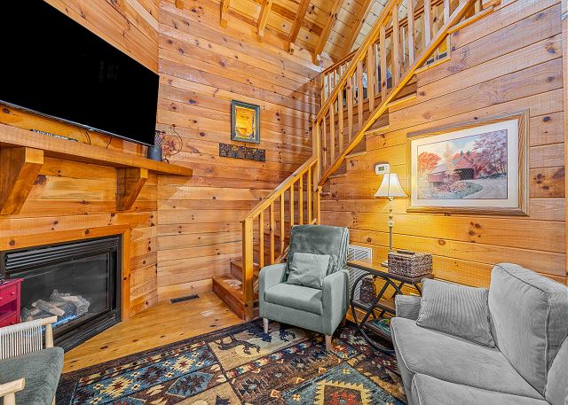 Firefly Hill | Photo 5