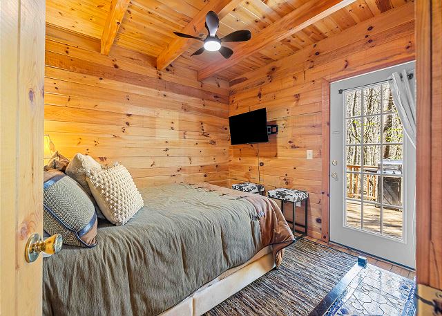 Firefly Hill | Photo 12