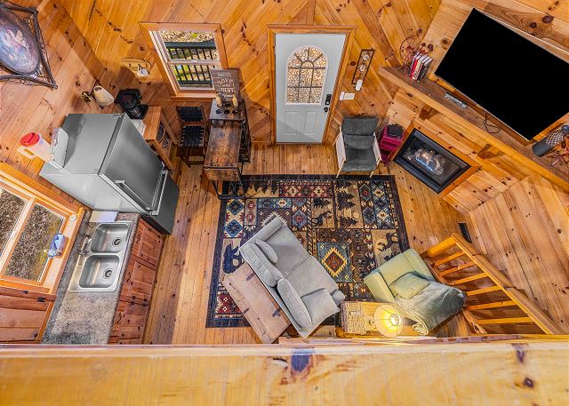 Firefly Hill | Photo 24