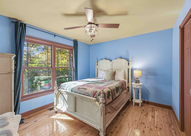 Chimney Mountain Chalet | Photo 19