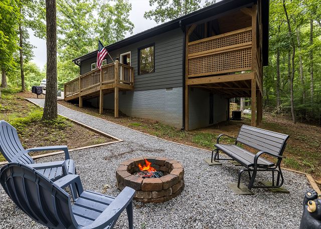 Outdoor Fire Pit Seating