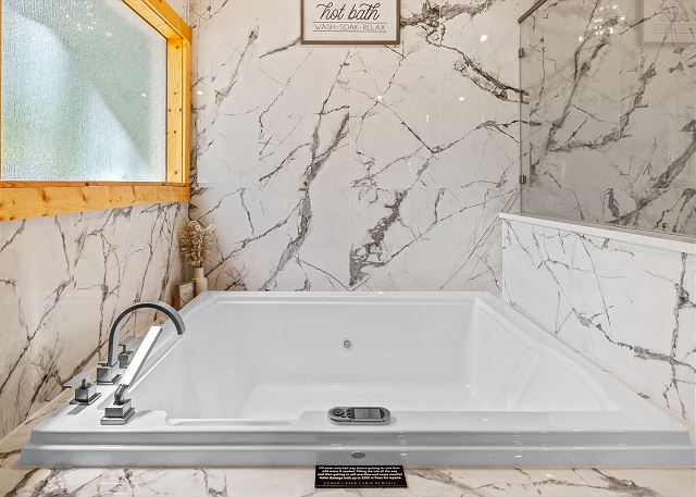 Garden Tub for Relaxation