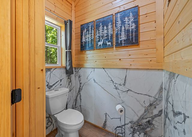 Completely enclosed lockable toilet room