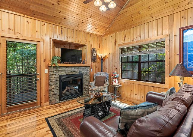 Living Room with Seasonal Gas Log Fireplace