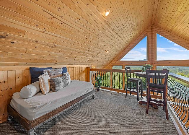 Loft with Day Bed