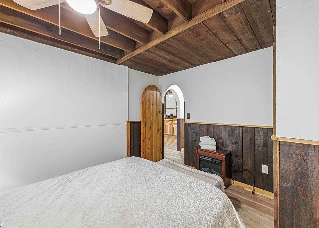 Electric Faux Flame Heater