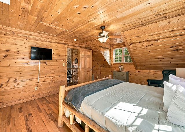 Cozy Creekside Cabin | Photo 23
