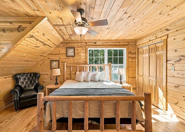 Cozy Creekside Cabin | Photo 22