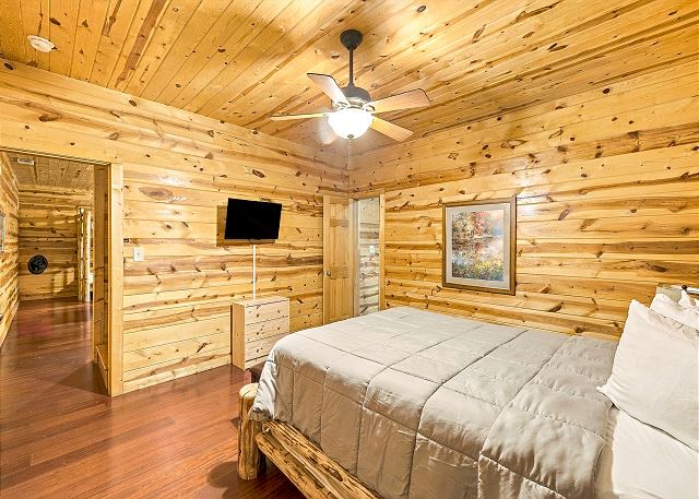 Cozy Creekside Cabin | Photo 31