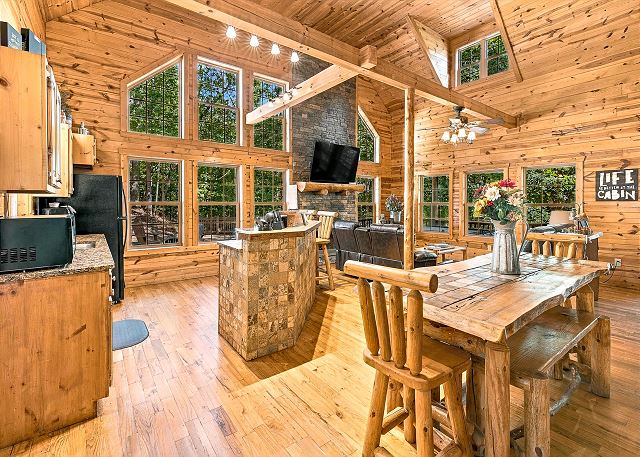Cozy Creekside Cabin | Photo 7