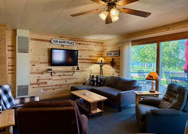 Cozy Loon Cottage