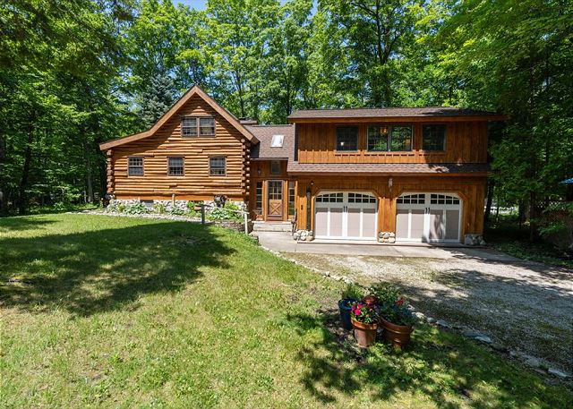 Stipe Cabin
