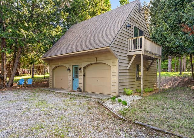 Cedar Bluff Carriage House