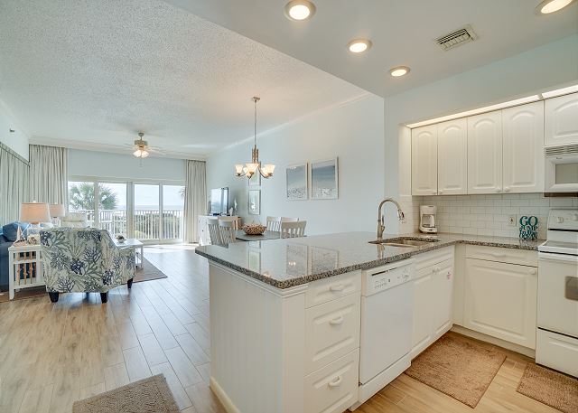 Beach Manor 212 Kitchen Beach Manor 212 Kitchen