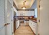 Summit 811 - Kitchen Summit 811 - Kitchen