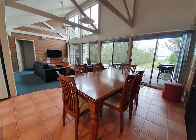 Dargo - Waterfront Retreat