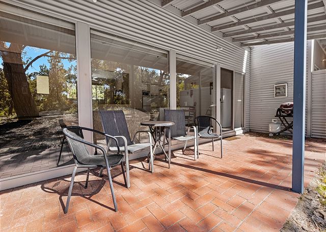 Gippsland - Waterfront Retreat: Secluded lodges perfect for nature lovers