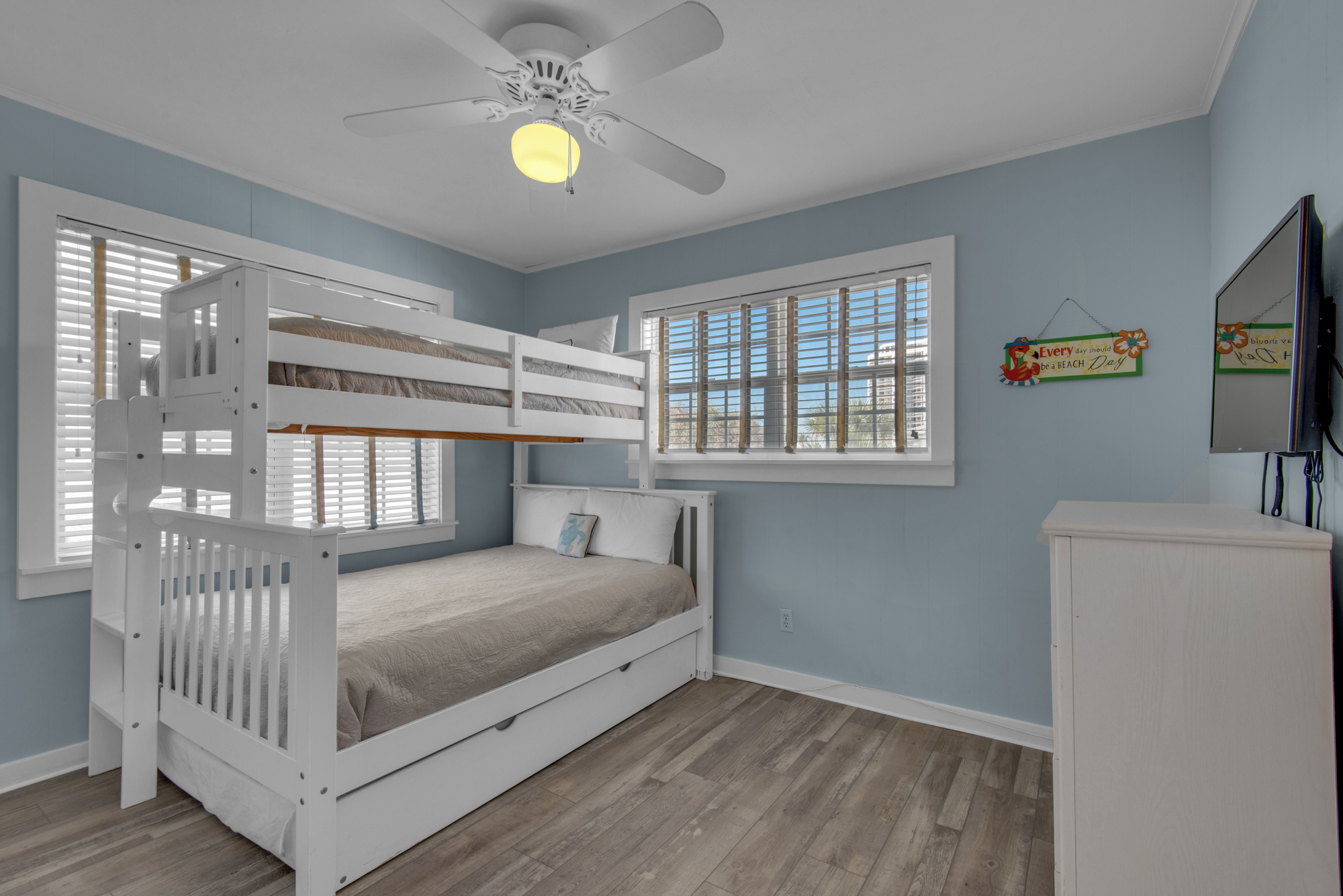 Emerald Sol | Photo 17