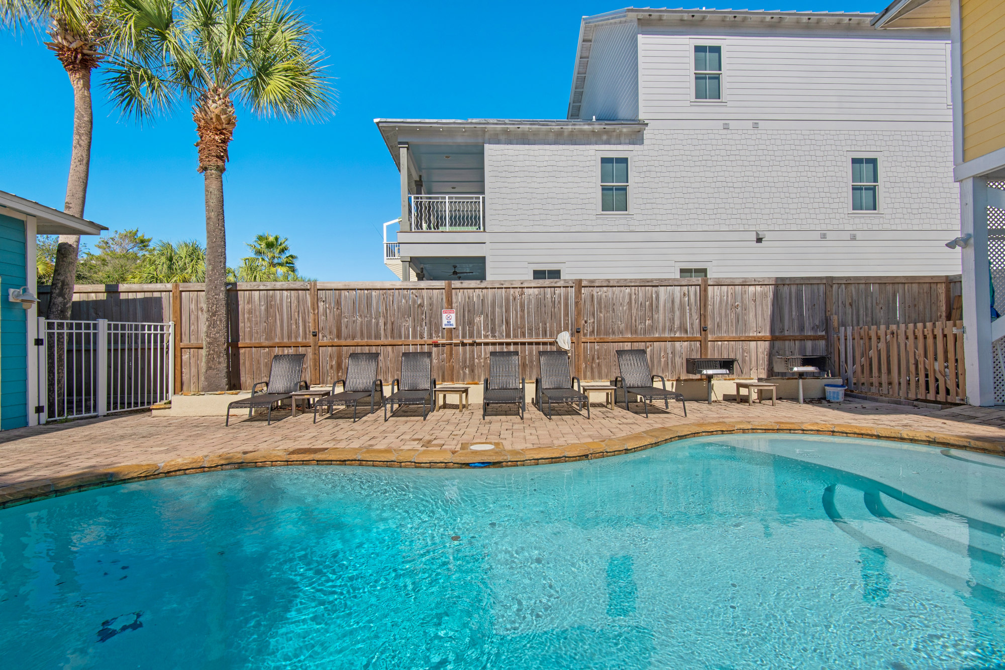 Emerald Sol | Photo 3