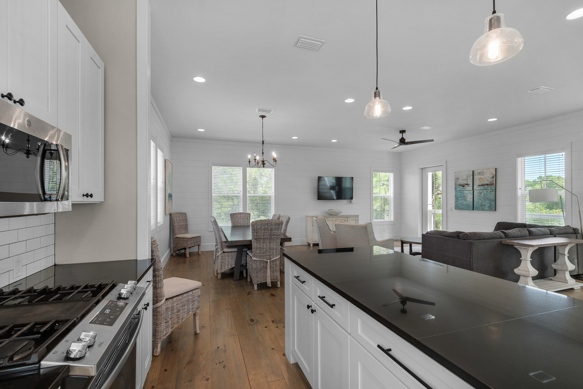 Lifestyles & Dreams 19