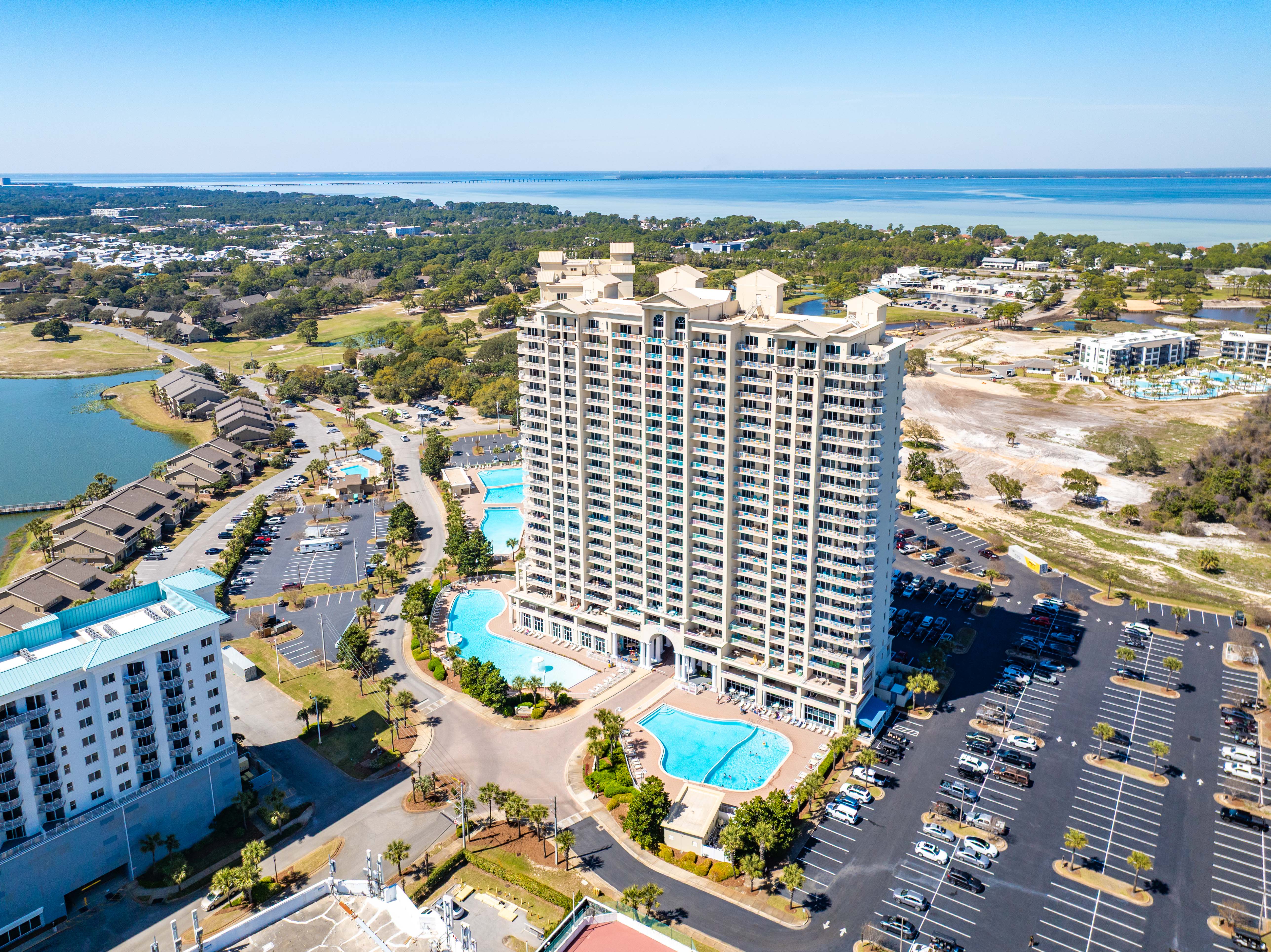 Ariel Dunes I 1701 | Photo 3