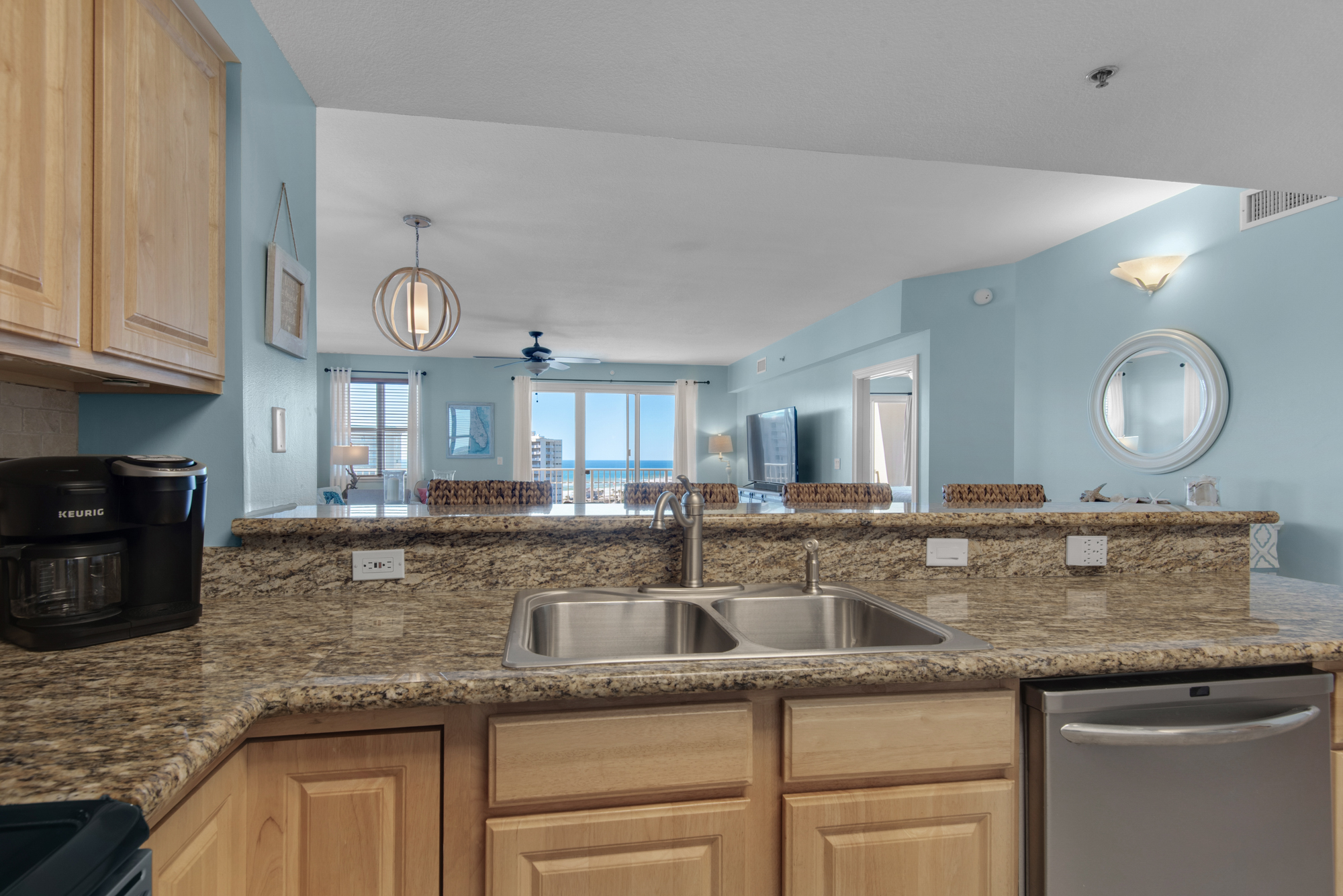 Ariel Dunes 2 1001 - Kitchen