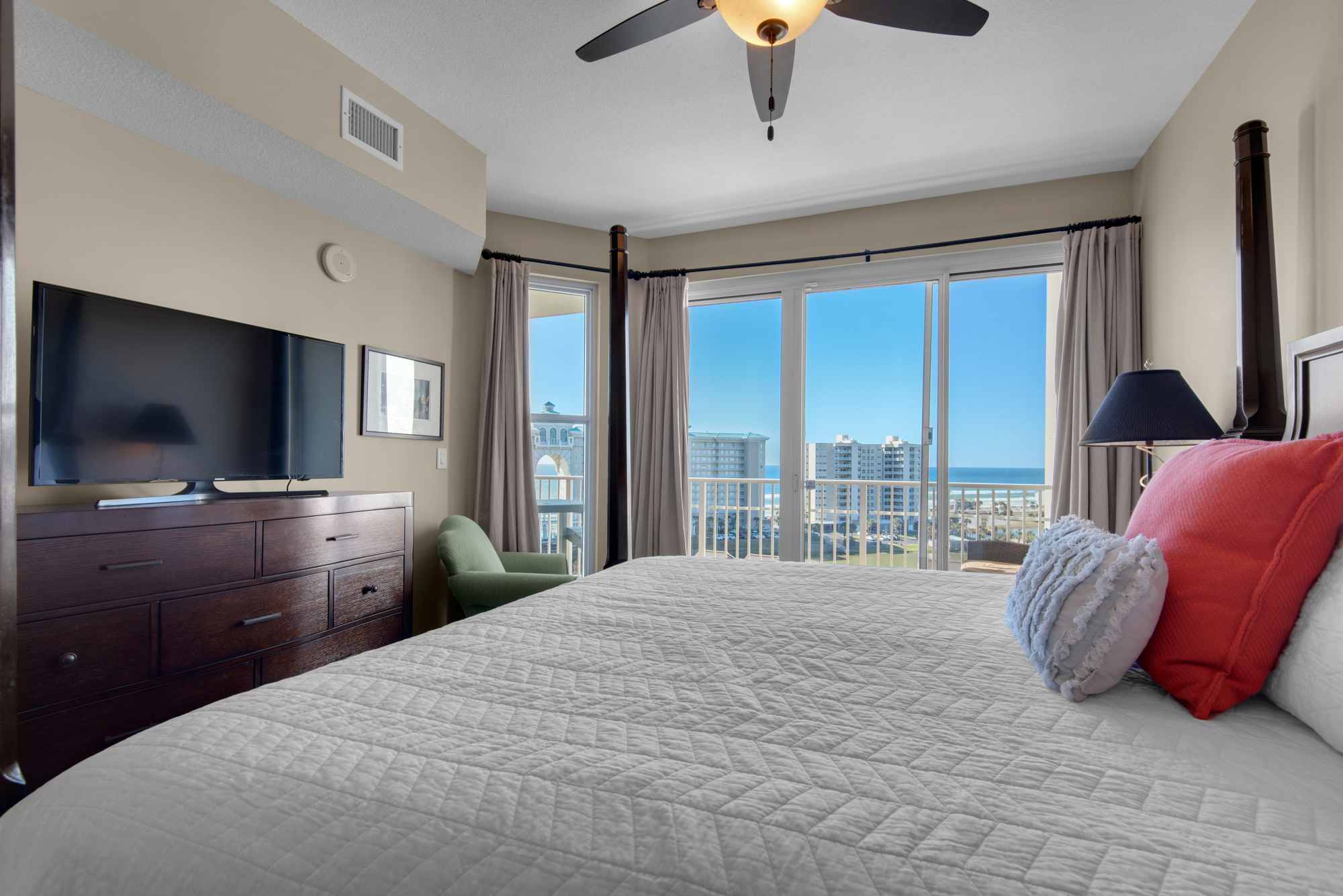 Ariel Dunes 2 1001 - Master Bedroom 